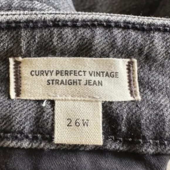 MADEWELL CURVY PLUS PERFECT VINTAGE STRAIGHT JEANS IN LUNAR WASH - Picture 6 of 13